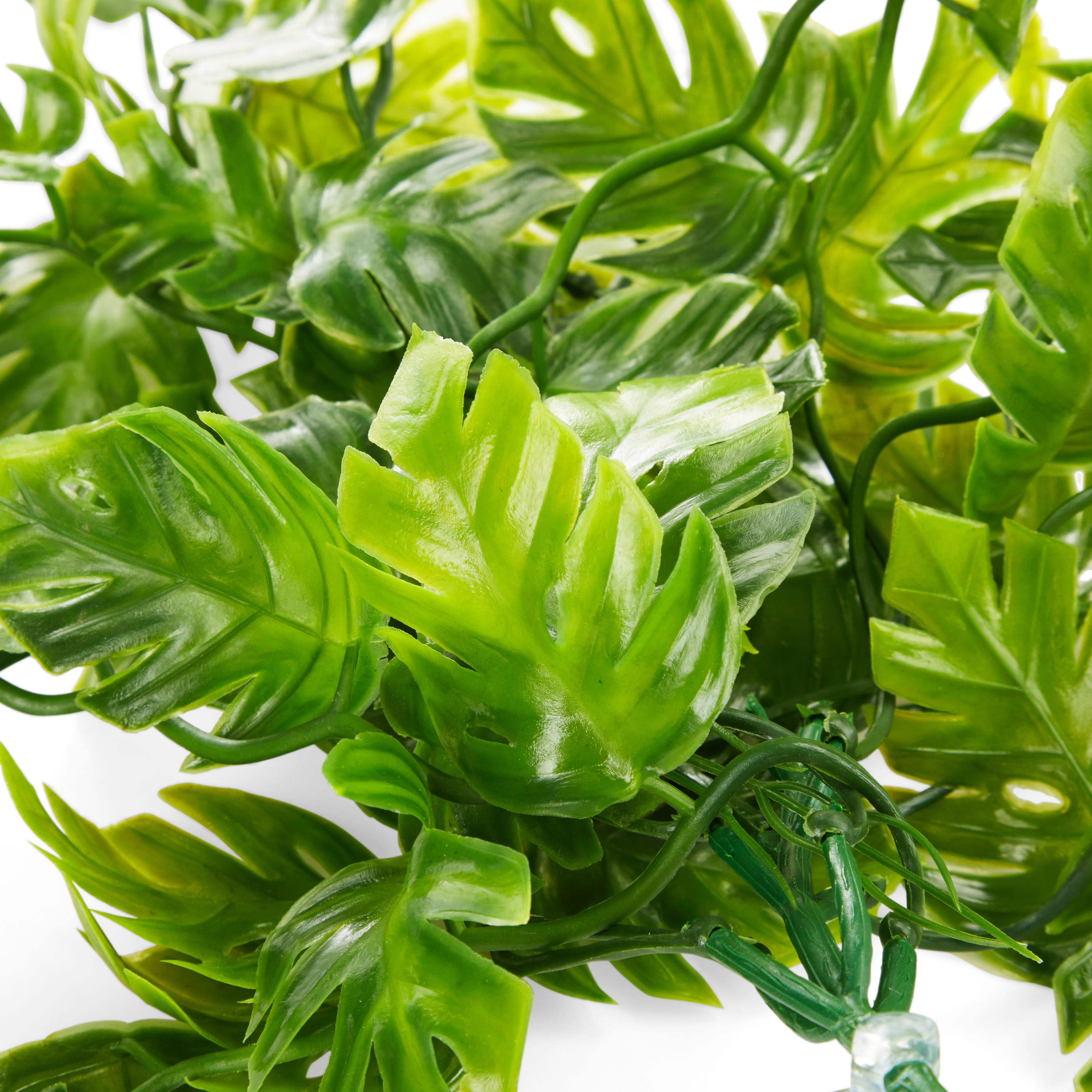 Imagitarium Green Hanging Plastic Plant, Small