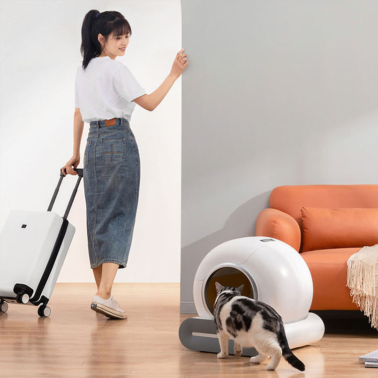 Large size of cute automatic cleaning Smart App Control Litter Box Automatic Cat Toilet Box With Wifi App