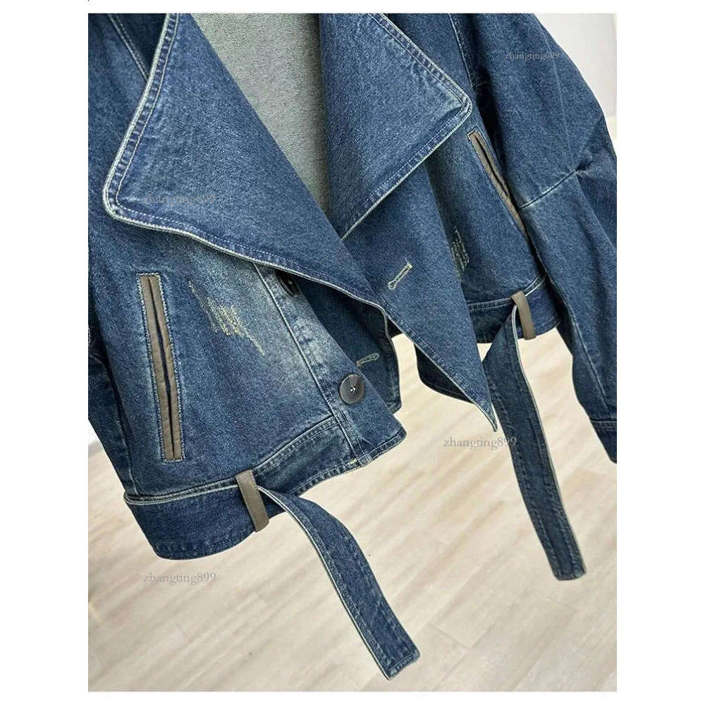 Vintage Motorcycle Denim Short Jacket Women Y2k Streetwear Korean Fashion Oversize Jean Jackets Winter Outdoor Coat 240823