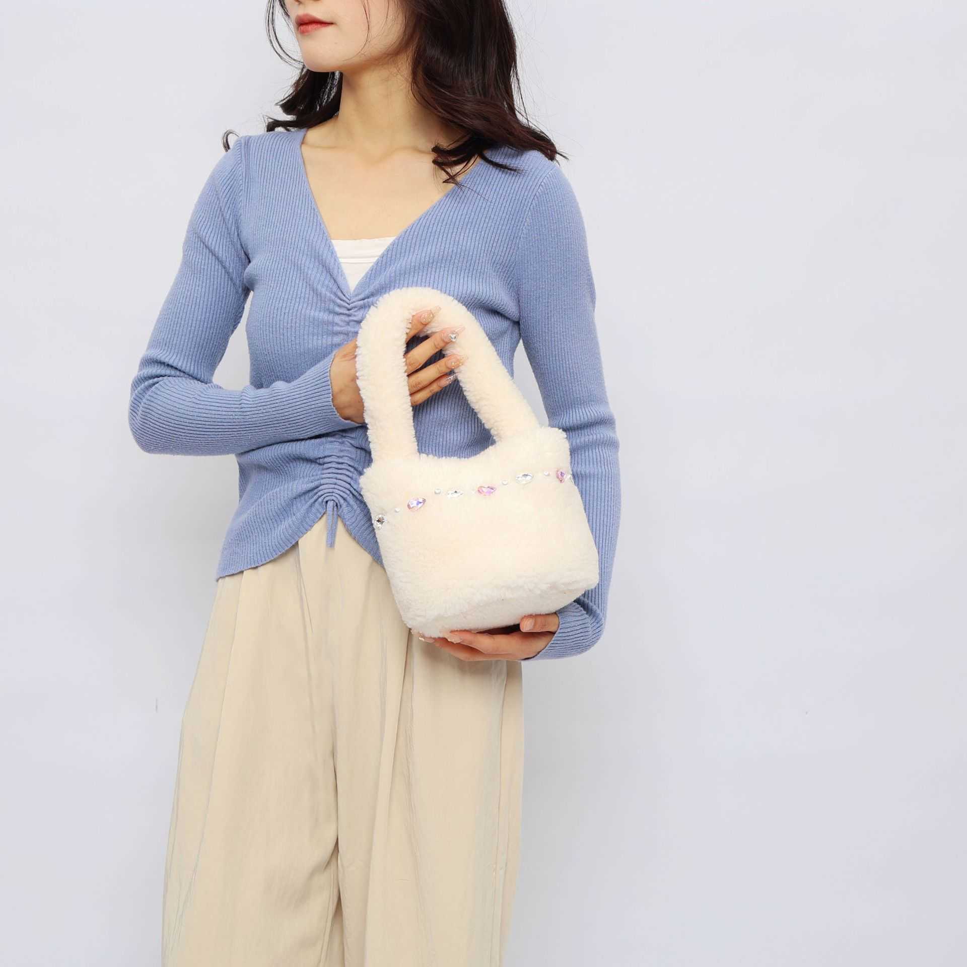 Lamb Fur Plush Bag for Women Full Winter New Furry Hand Held Bucket Bag Single Shoulder Small Tote Bags 241125