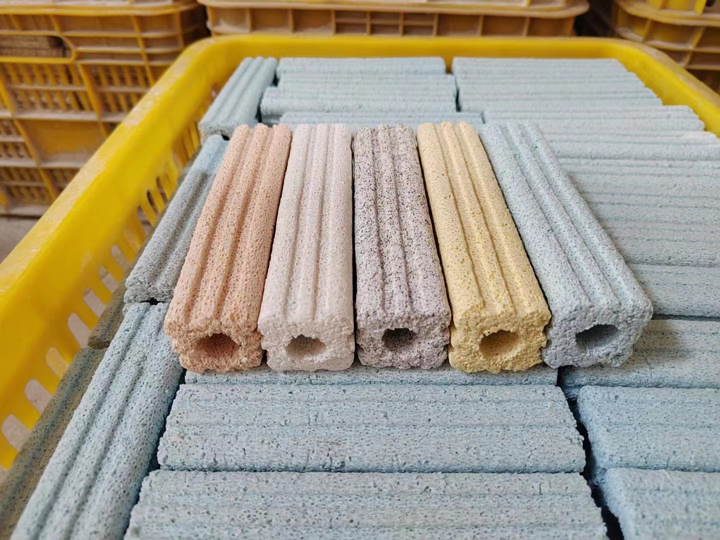 Ceramic Bio Filter Media for Aquarium Sump Canister Pond Fish Tank, Vast Surface Area