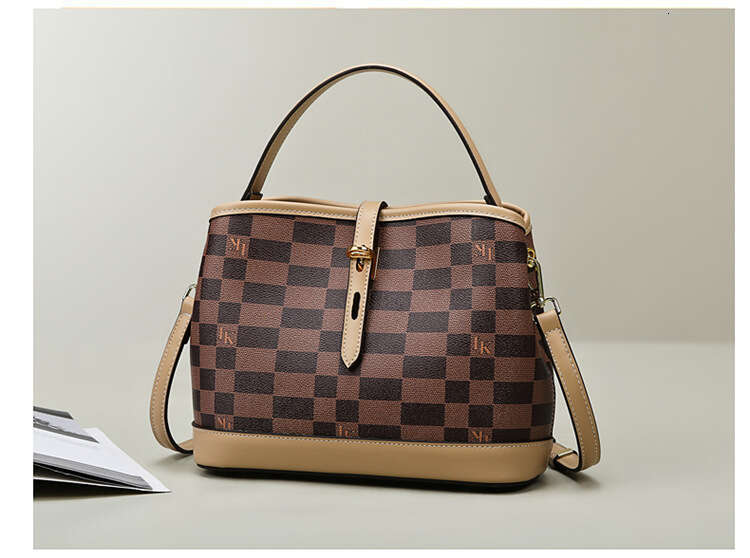 Bag Women New Fashionable Texture Bucket Checkerboard Printed Crossbody Bag For Work And Commuting