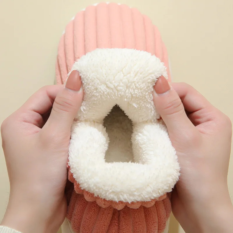 Gacimy Women Winter Fur Slippers Soft Warm Fuzzy Cozy Slides Couple Indoor Comfotable Bedroom Cotton Slippers Platform Shoes 241125