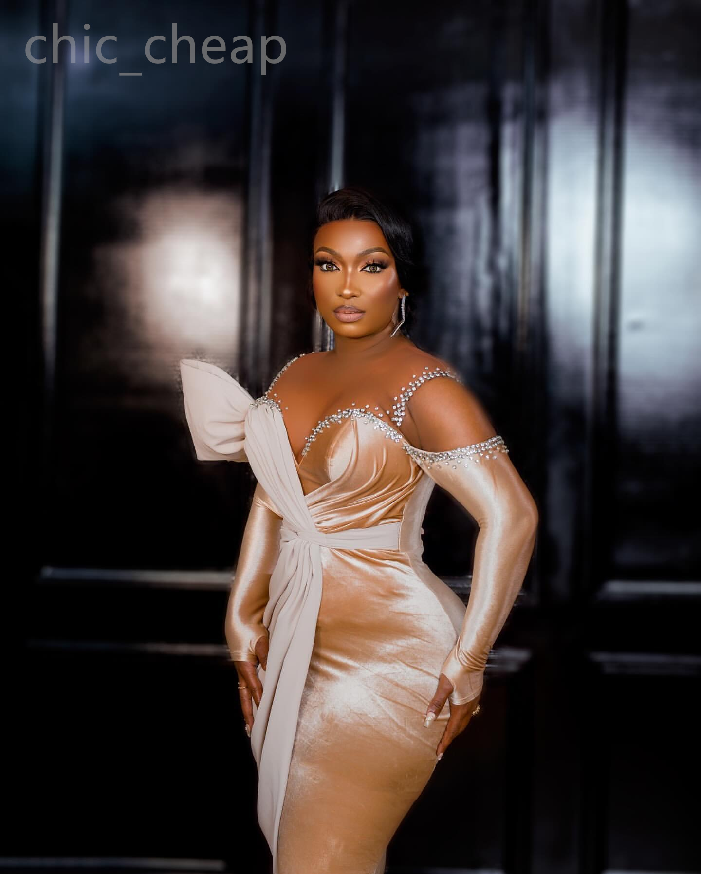 2024 Aso Ebi Champagne Mermaid Prom Dress Crystals Velvet Formal Party Second Reception 50th Birthday Engagement Gowns Dresses Robe De Soiree ZJ318