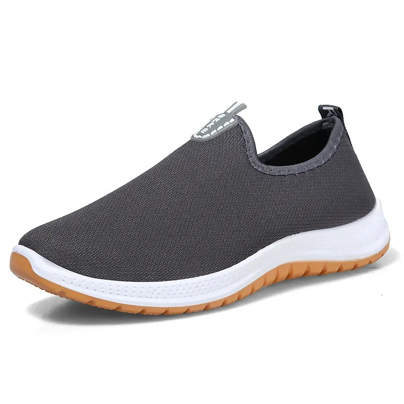 Leisure Sports Cloth Shoes Mens Mesh Breathable Soft Sole Running Shoes 241125