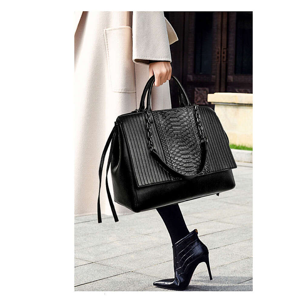 LEMON KOKO Autumn New Fashionable Women's Korean Edition Shoulder Bag Premium Light Luxury Handbag