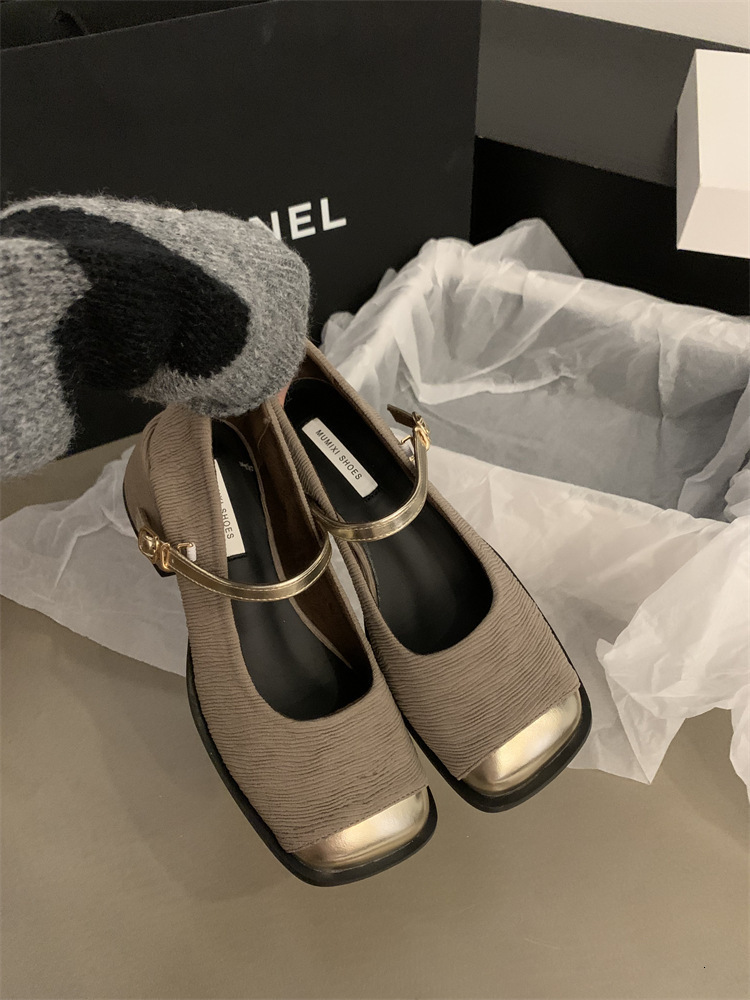 Mary Jane French style small fragrant high heels, 2024 autumn and winter new high-end evening style single shoes, fashionable small leather shoes