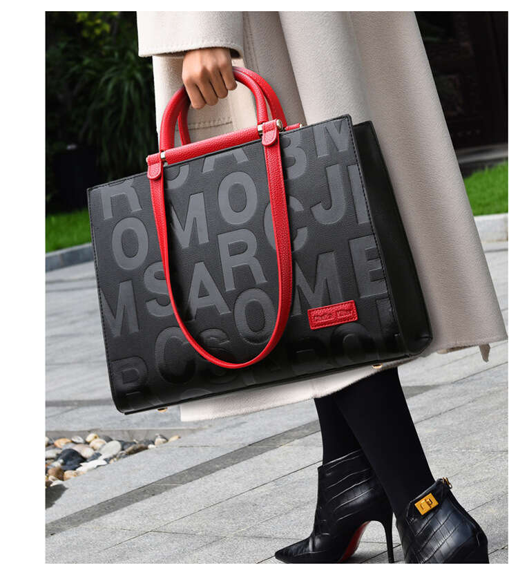 New Trendy Women's Large Capacity Commuter Handheld Tote Bag Can Be Cross Shouldered