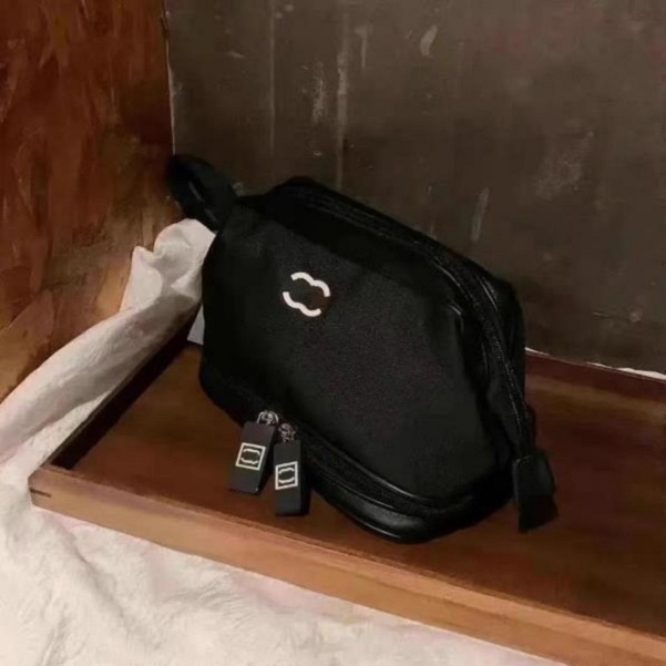 2024 Designer Makeup Bag Woman Cosmetic Bags Cases Men Large Wash Bags Zipper Make Up Bag Letter Brand Portable Cosmetic Pouch