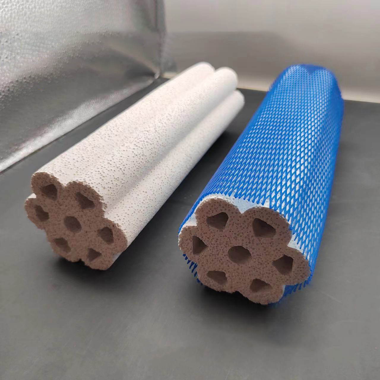 25*8cm Large Aquarium Porous Bacteria House Ceramic Filter Media for Sump Tank, Pond, Aquarium Fish Tank