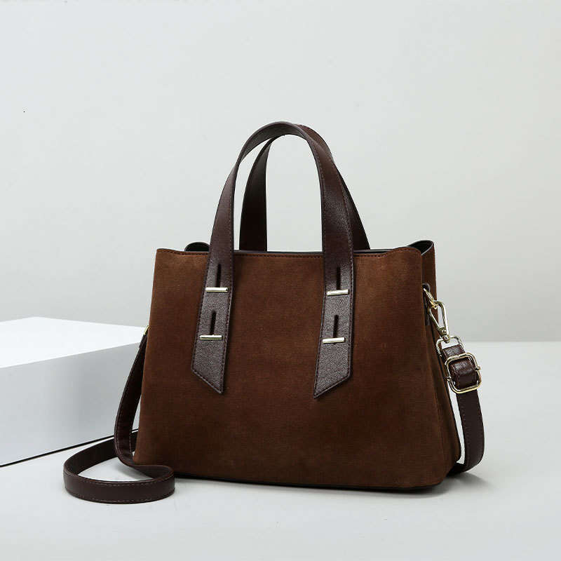 Women's Handbag New Matte Leather Shoulder With High-End Feel, Large Capacity Crossbody Bag, Commuting Bag