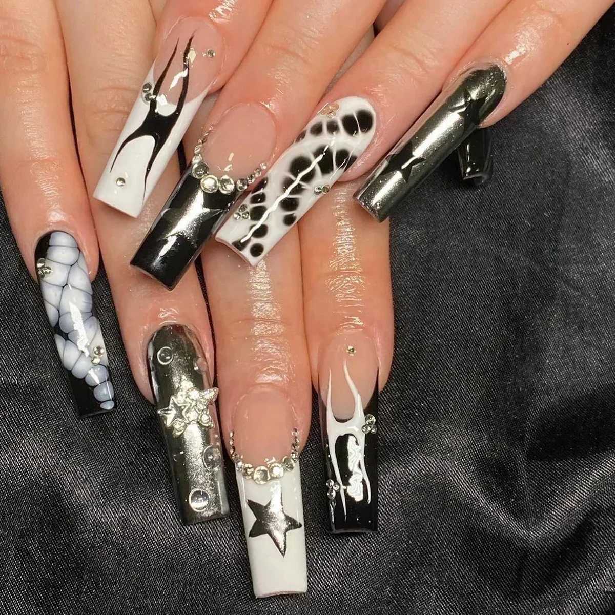 24pcs pink fake nails long coffin fake nail star with French design wearable ballet troupe nail full set nail tip artW241125