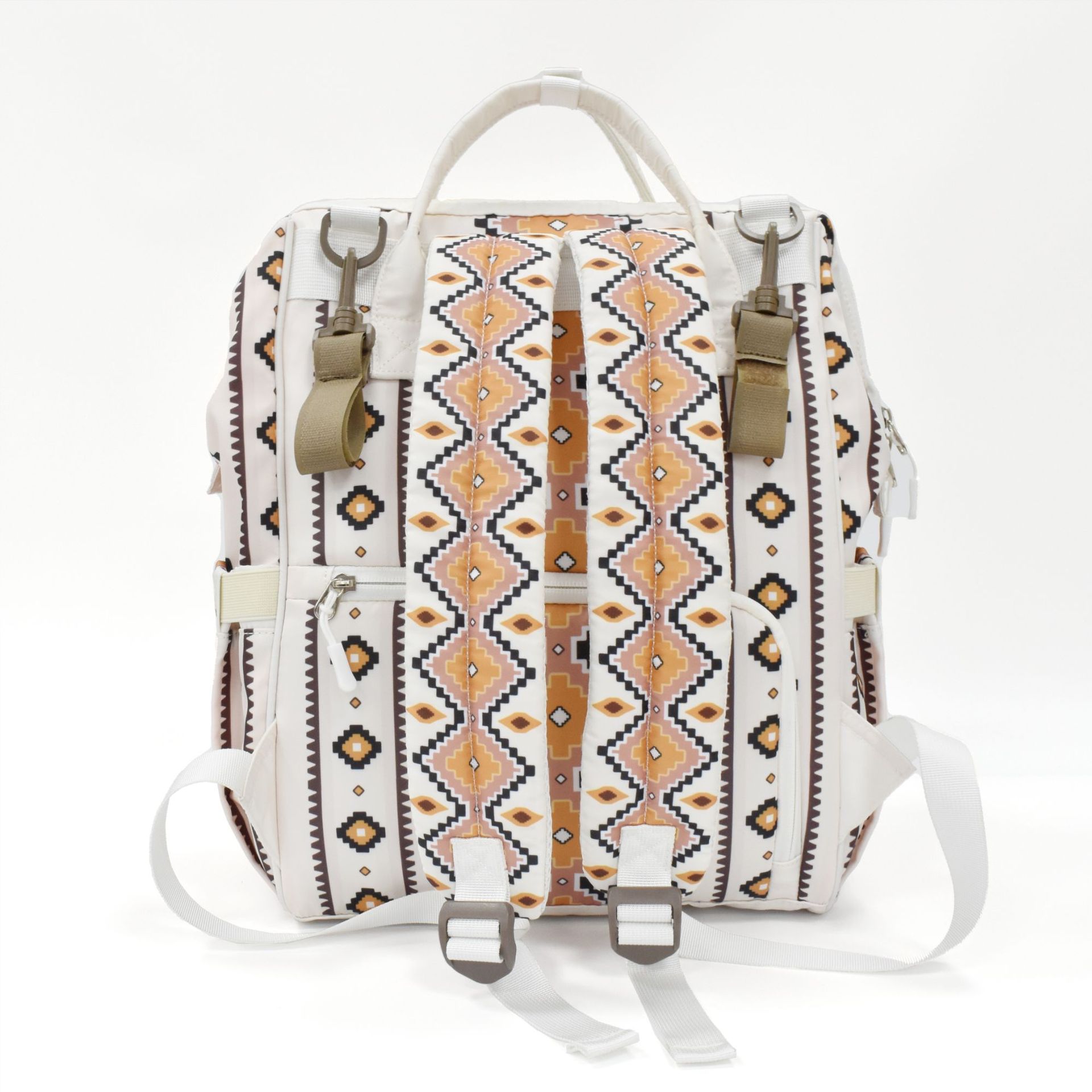 Spot Amazon selling Bohemian ethnic style retro diaper bag backpack backpack multi-functional baby girl