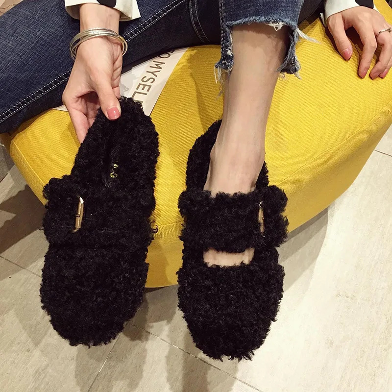 Celebrity Curly lamb wool flats woman metal buckle band furry mary janes ladies winter shoes plush loafers sheep fur moccasins 241125