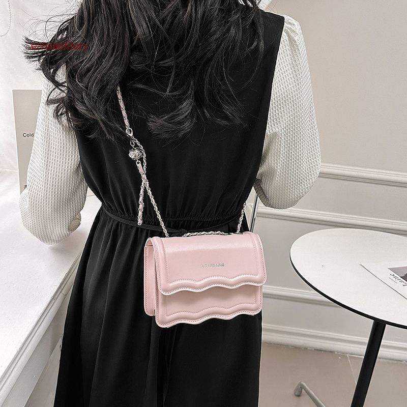 New niche wave small square bag with a chain like feel, underarm single shoulder crossbody bag H726#18 swissmilitary