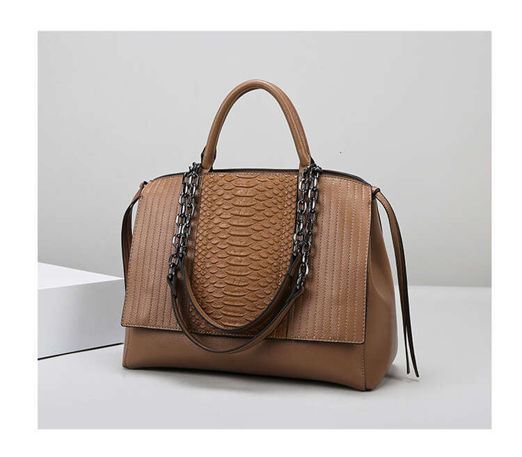 Tote For Women High-End Feel, Large Capacity Handbag With Crocodile Pattern, Fashionable Commuting Bag, Hot Selling Tote Bag