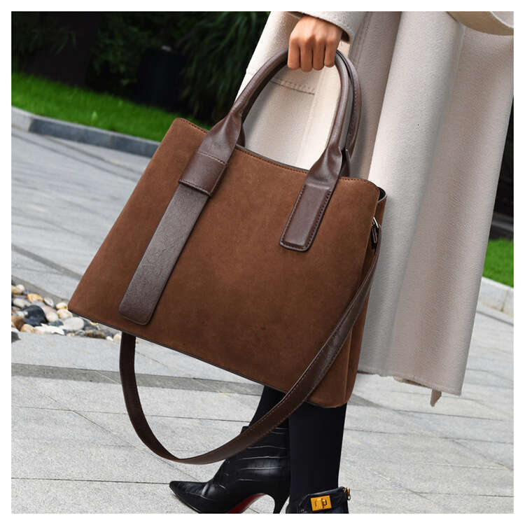 Handbag Autumn And Winter New Matte Shoulder Large Capacity Simple Commuting Bag, High-End Soft Leather Women's Bag