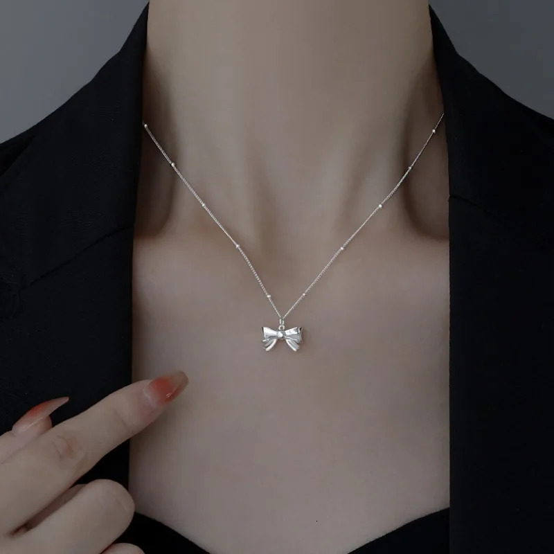Korean Fashion Shiny Butterfly Necklace Exquisite Silver Chain Ladies Wedding Party Jewelry Gift Female Wholesale 241122
