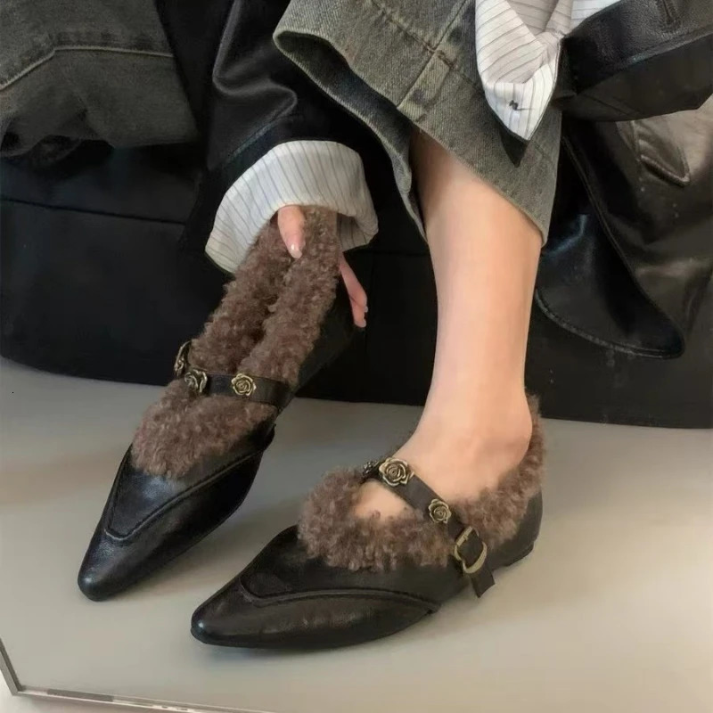 Mary Jane Cotton Shoes Pointed-toe Fur Womens Pump Increased Height Shallow Mouth Rose Buckle Womens Shoes 241125