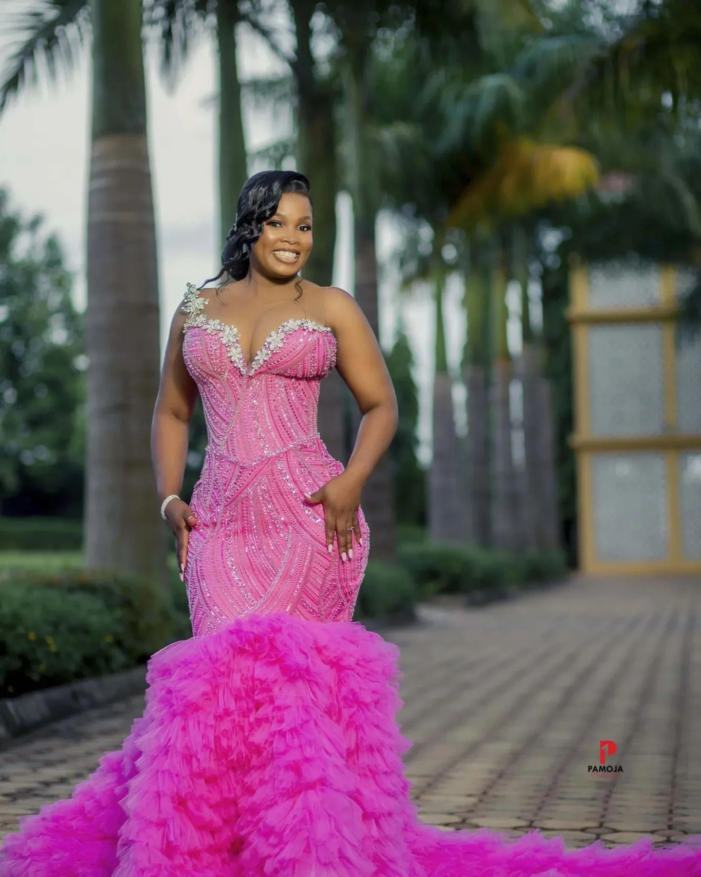 Exquite Beaded Sequins Mermaid Prom Dresses Hot Pink Fuchsia Tiered Tulle Long Evening Gowns Flowers Sweetheart Neckline Sheer Jewel Neck Special Occa