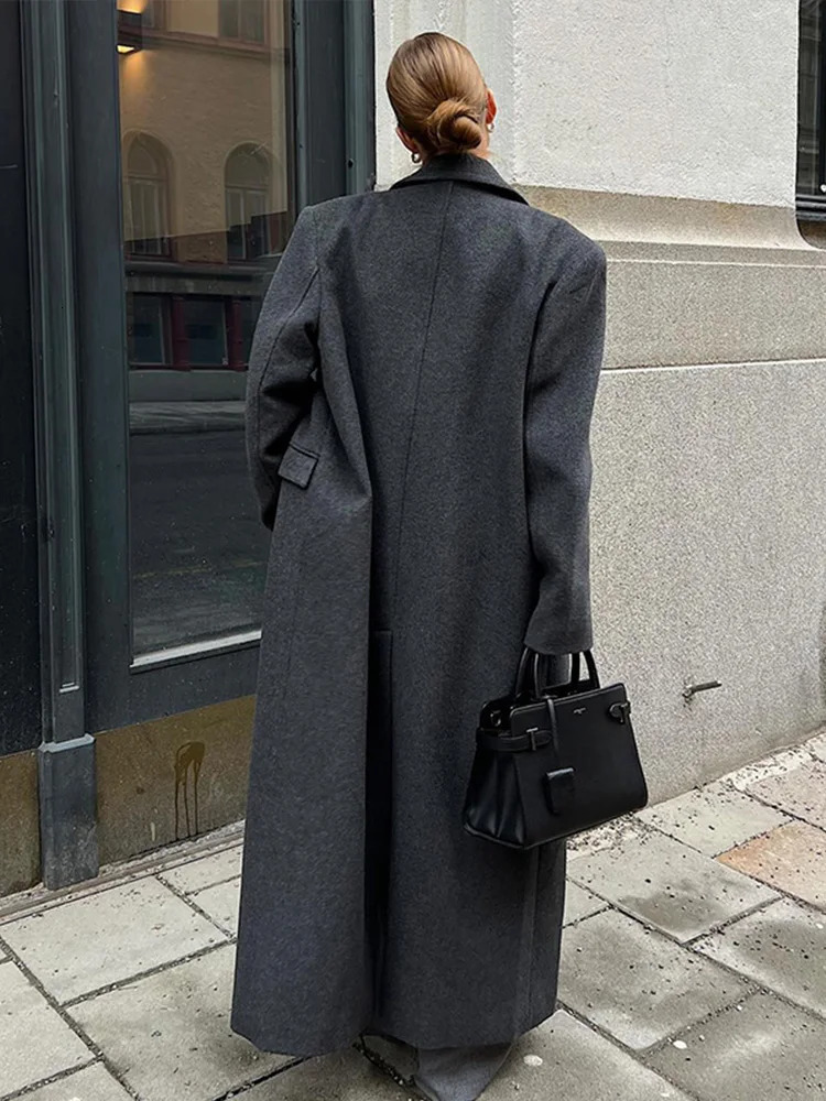 Elegant womens wool coat with double chest and lapel pockets long coat for autumn and winter womens streetwear oversized coat 241125