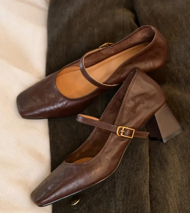 2024 New Spring Square Head Retro Mary Jane Shoes Coarse Follow up Shoes for Women Black JK Small Leather Shoes High Heels for Women