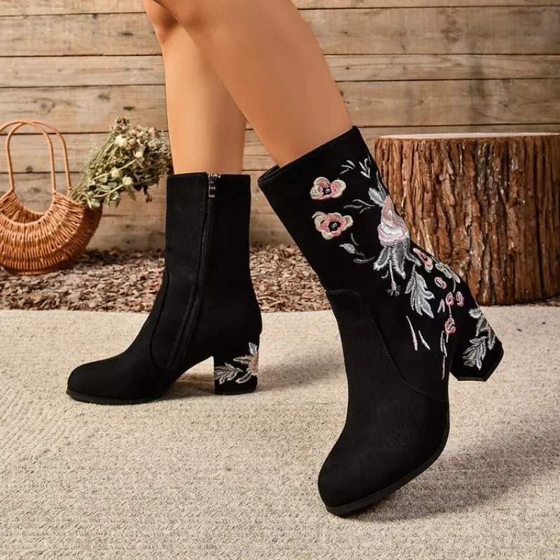 Fashionable Winter Womens Boots Embroidered Mid calf Plush Motorcycle Zipper Square High Heels Warm Leather Womens Botas Unprinted Good Product 241126