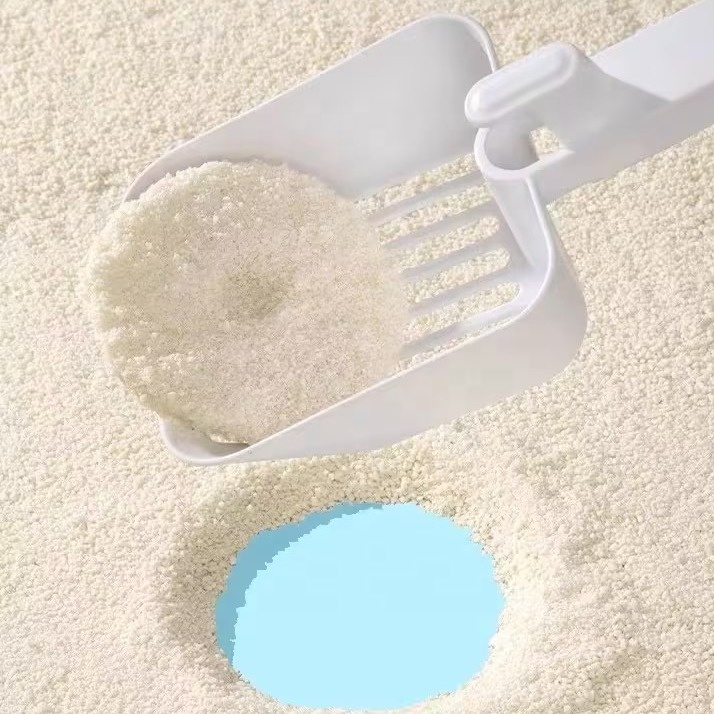 Free sample pet products Clumping Bentonite clay Cat Litter Sand with Activated Carbon