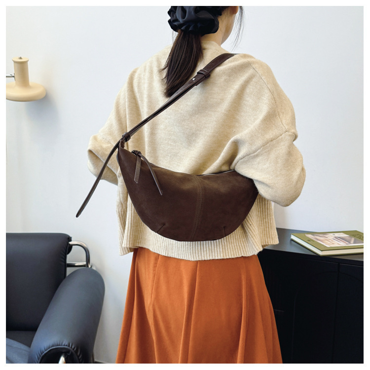Matte For Women, Large Capacity New Autumn And Winter Design, Single Shoulder Crossbody Bag, Horn Bag Designer Bags Handbags Women