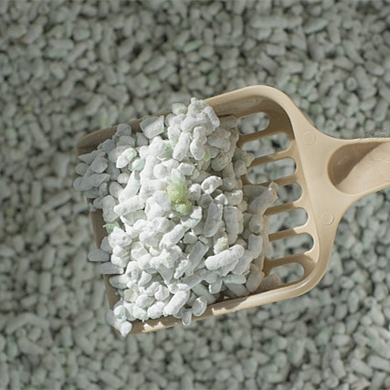 Tofu Litter (clumping), flushable, highly absorbent, fast drying litter