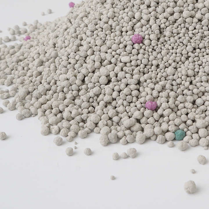 Best-Selling cat sand OEM pet product dust free super clumping bentonite cat litter