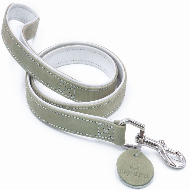 Factory Wholesale Genuine leather dog show Pet Leads Luxury High Quality Real Genuine Leather For Dog Leash and collar set