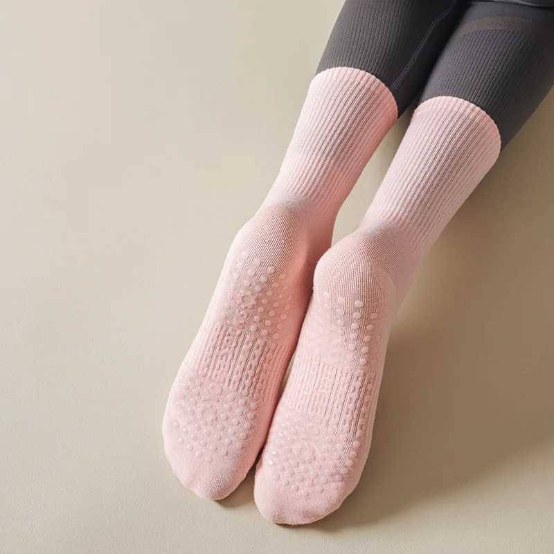 Solid Color Women Yoga Socks Cotton Breathab Gym Fitn Dance Sports Socks Women Profional Silicone Non-slip Pilates SocksXJ241125
