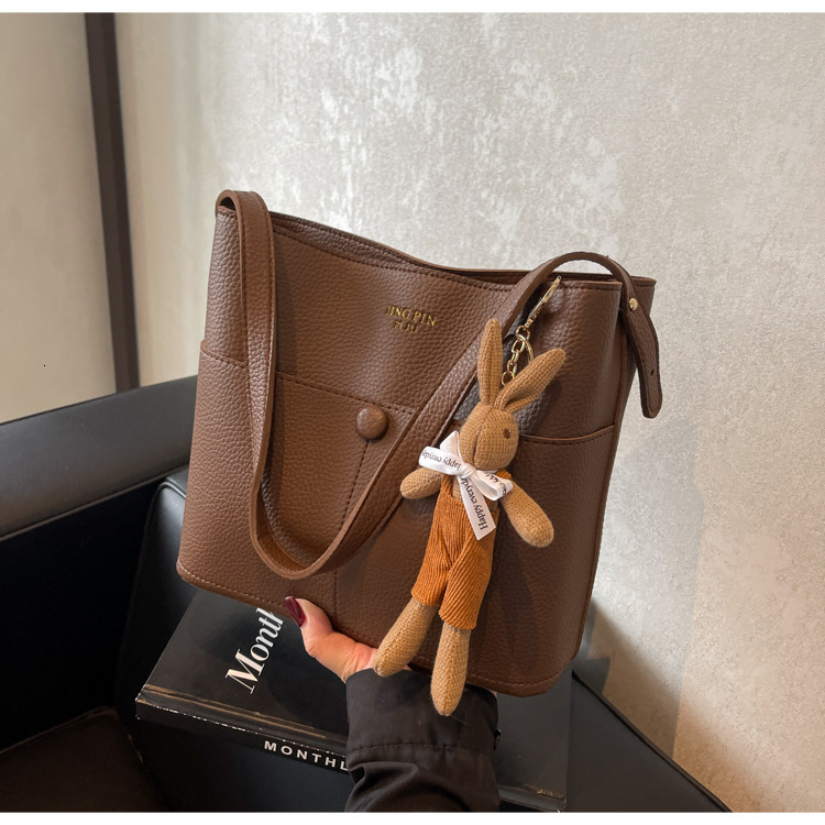 This Year's Popular Bags Are Versatile For Women In Autumn And Winter, New Fashionable Single Shoulder Crossbody Bag, Bucket Bag Designer Handbag
