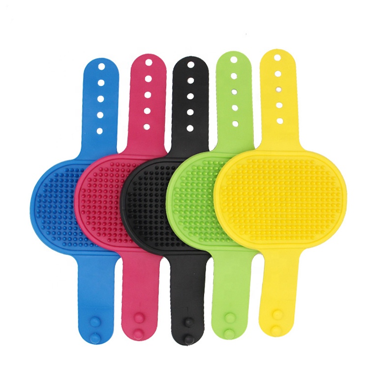 Pet Brushes Bath Massage Brush Shampoo Dispenser Dog Grooming Silicone Shower Brush Body Scrubbers For Cat Pets Bathing Products