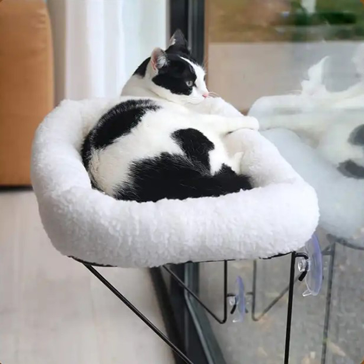 Wholesale Comfortable Cat Hammock Hanging Cat Window Hammock Bed Removable Warm Pet Bed