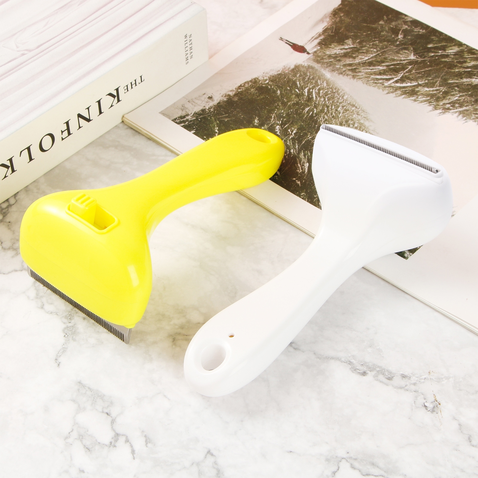Pet self cleaning massage brush spray steam pet brush for dog cat removing hair