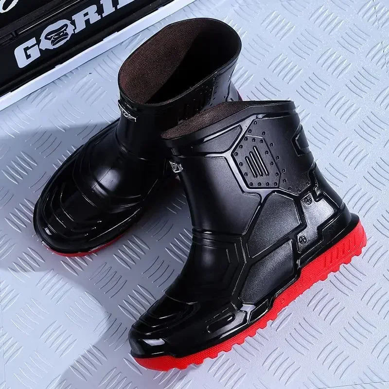 Short anti slip chef kitchen mens ankle rain boots low cooking rubber outdoor teenagers primitive Galoshes city chewing gum mens shoes 241126