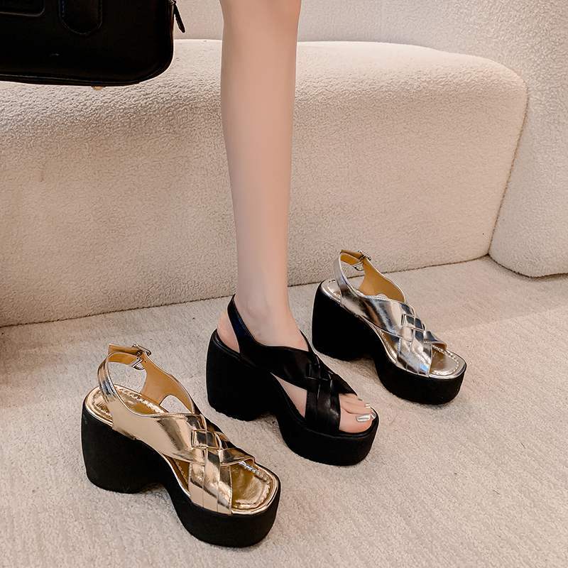 Krazing Pot Cow Leather Thick Bottom Summer Shoes Peep Toe Office Lady Super High Runway Casual Platform Women Sandals