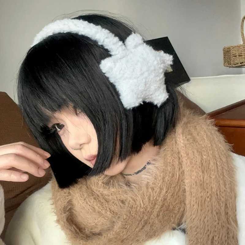 Y2K Womens Fluffy Cute Earrings for Autumn and Winter Cold Protection Plush Warm Earrings Fashion Edition Solid Color Irregular Earrings W241126