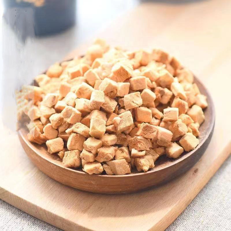 Freeze dried cat snacks Freeze dried salmon 100% pure meat Wholesale of freeze-dried pet snacks and dog food natural dog treats