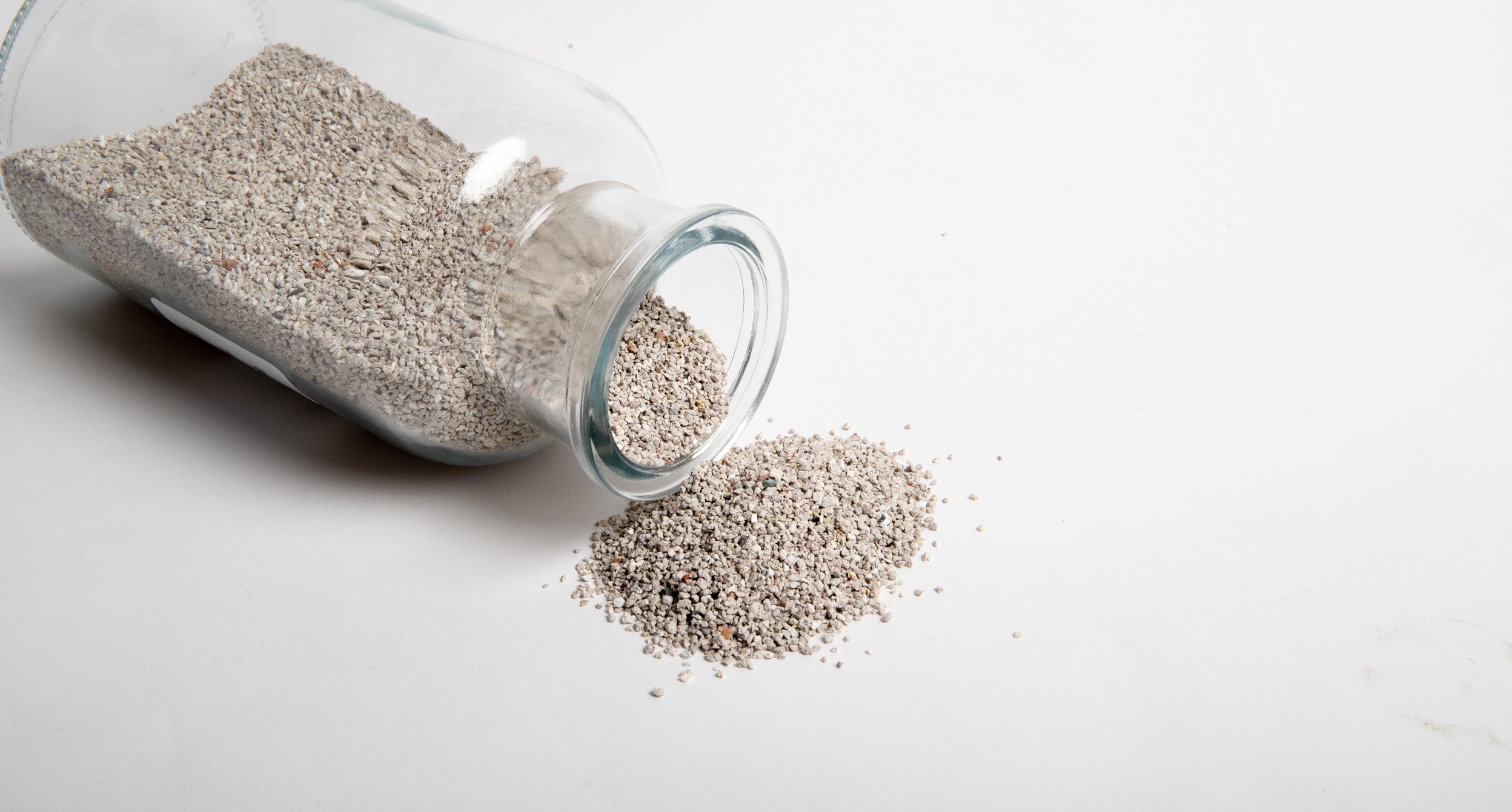 OEM Factory Tofu And bentonite cat Litter bentonite Activated Carbon Semi Automatic cat litter cat Sand litter 10l