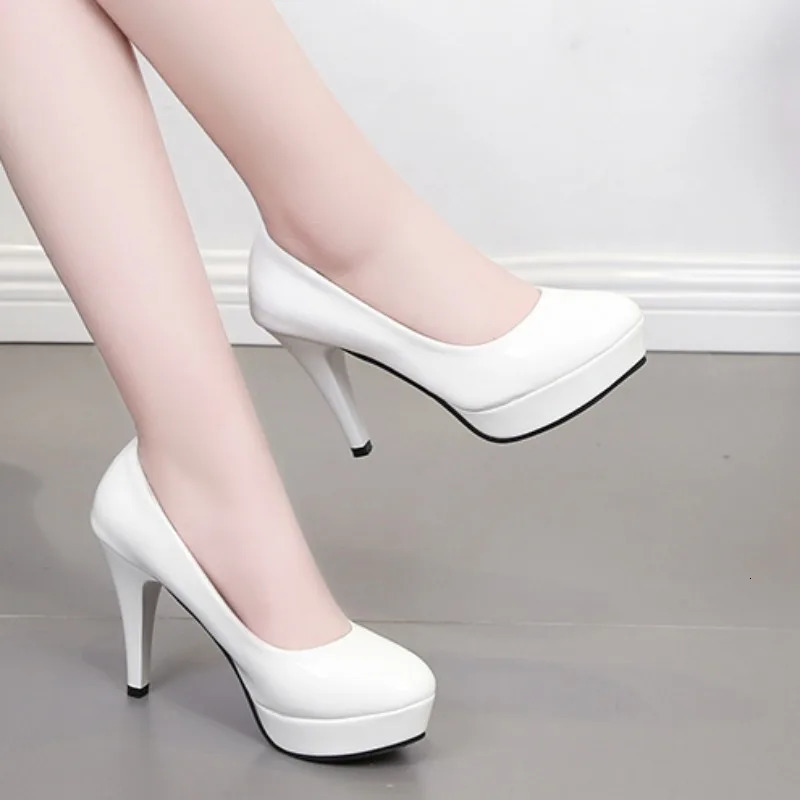 2024 Womens Pumps Fashion Round Toe Simple Solid Color Womens Shoes Autumn Elegant Banquet Party Dress Womens Stilettos 241126