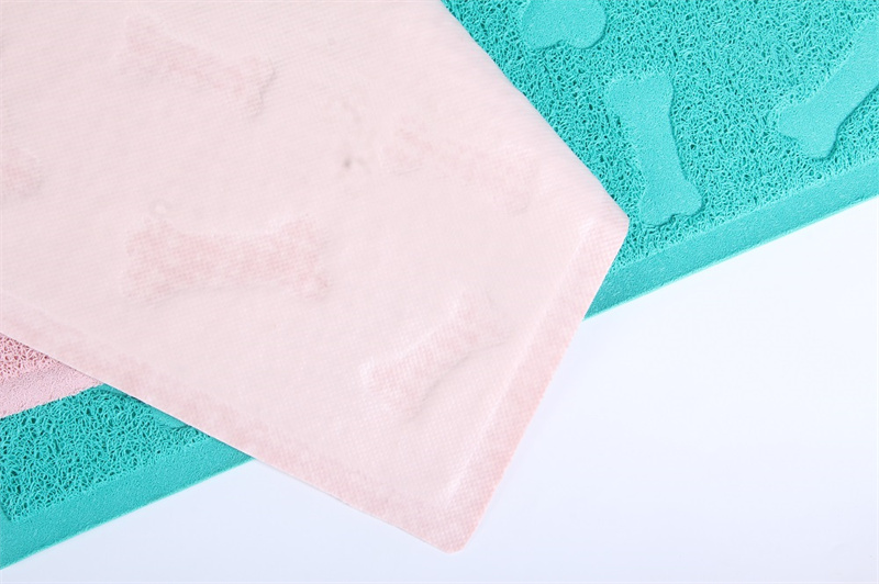 Pet feeding mat eco friendly cat litter tray mat with different designs and shapes water proof pet placemat