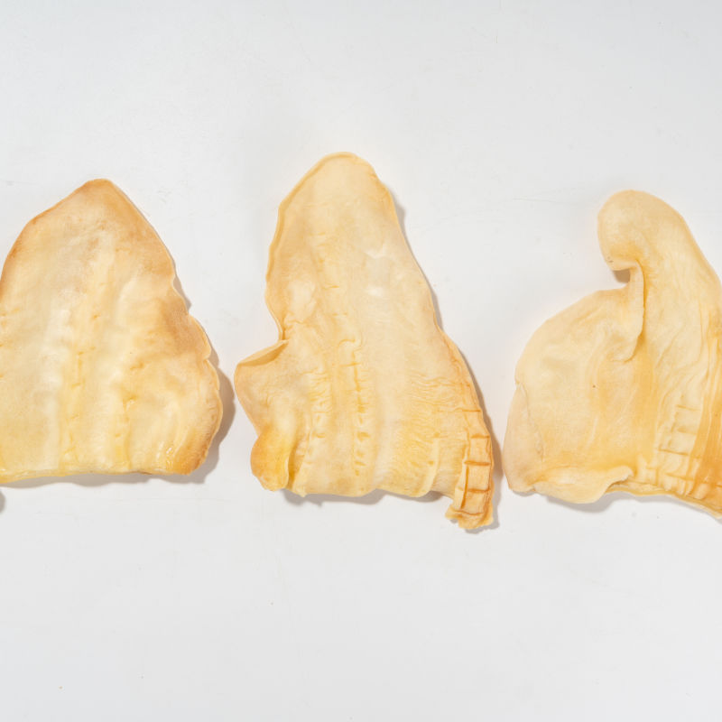 Healthy organic dried cow ears, natural dog chewable pet food, 100% natural food