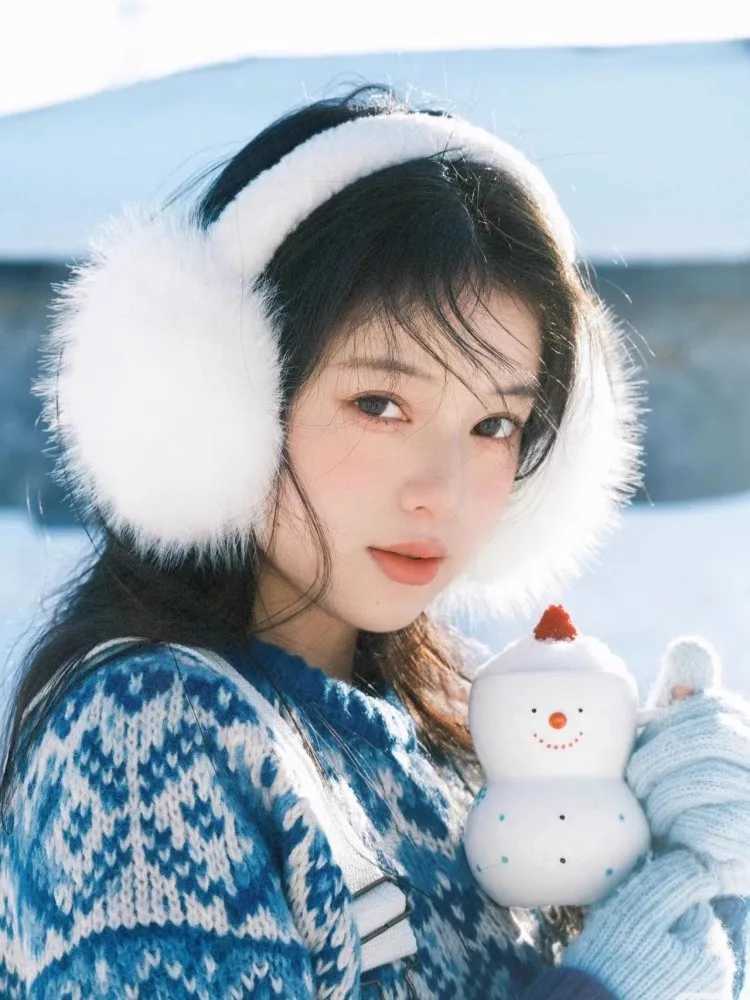 Winter Warm Earmuffs White Suede Plush Earmuffs for Women Foldable Soft Thicken Earmuffs Cute Simple Earl Accories EarmuffXJ241126