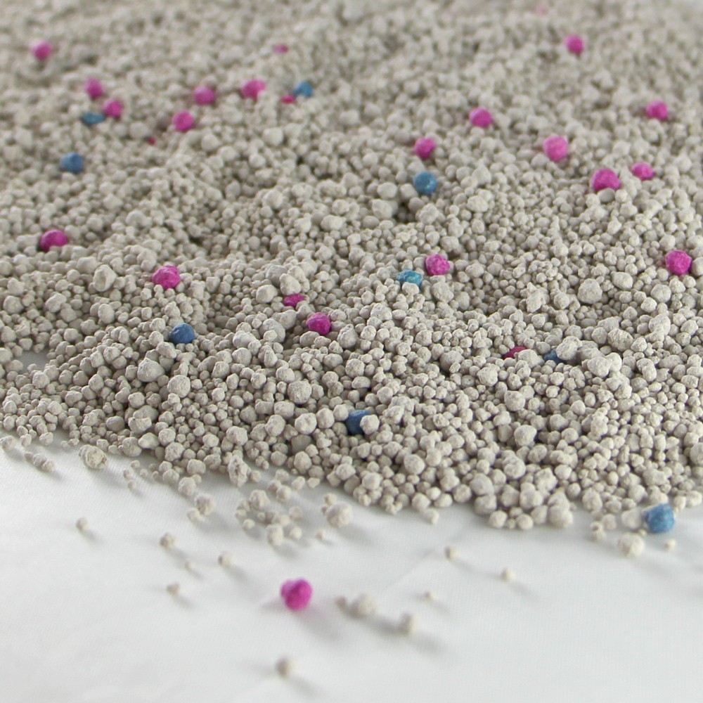 Large Dust Less Easy To Use Cat Litter Natural Mineral Bentonite Cat Litter Made In China Broken Bentonite Cat Litter