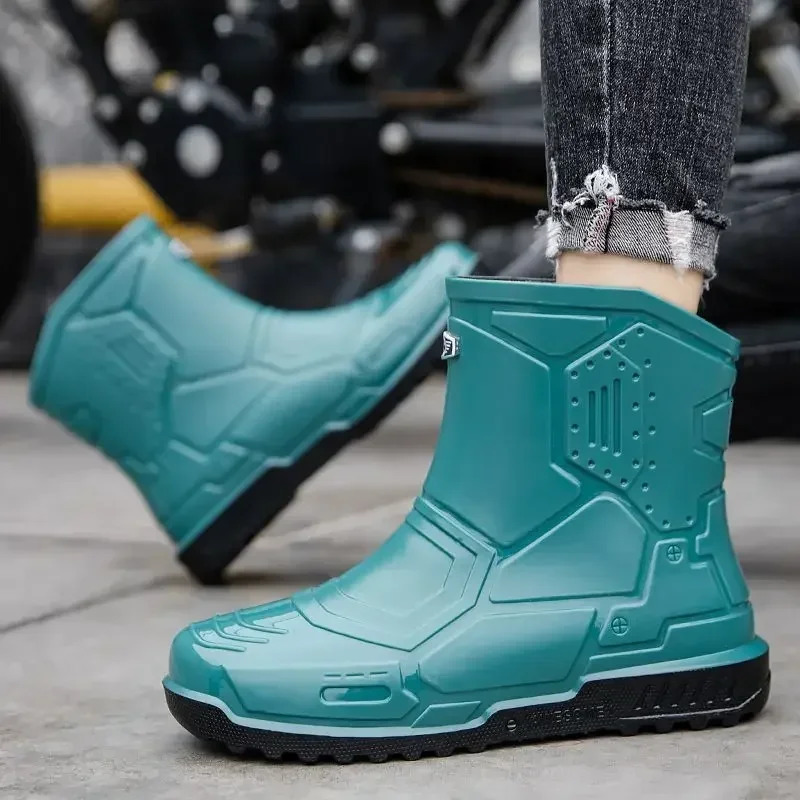Short anti slip chef kitchen mens ankle rain boots low cooking rubber outdoor teenagers primitive Galoshes city chewing gum mens shoes 241126
