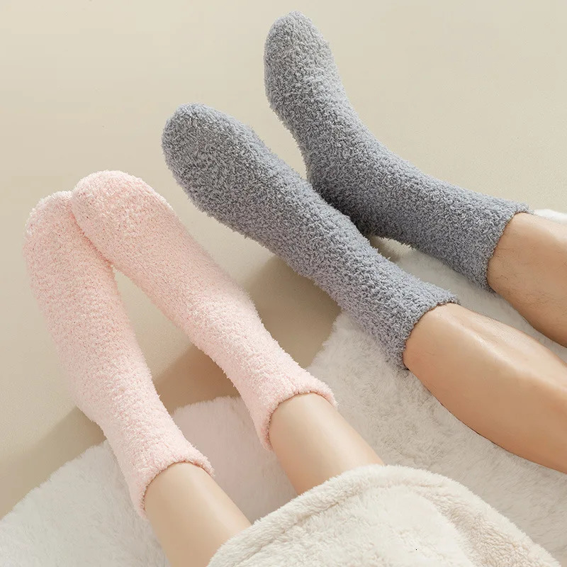 3 pairs of winter thick and warm coral velvet mens socks with adhesive anti slip for womens sleep socks velvet thick and medium cut floor socks 241126