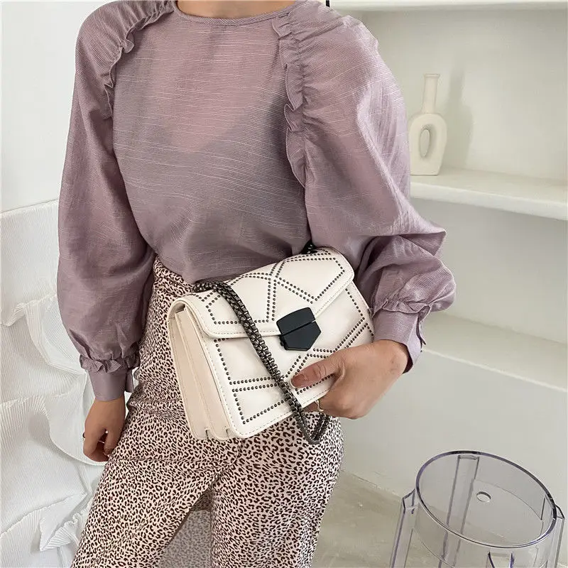 Yogodlns Vintage Rivet Chain Small Shoulder Bags For Women Flap Messenger Bag Fashion Small Square Bag Designer Handbag Bolsa